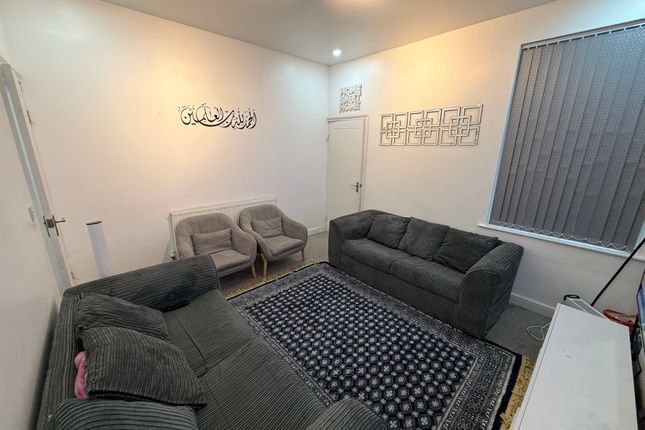12, Harrow Road, Leicester photo 4