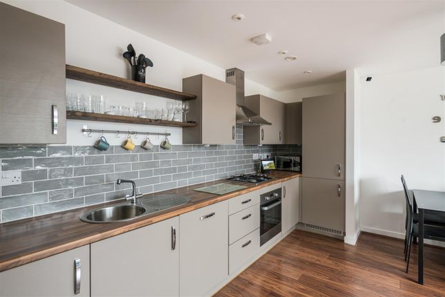 Flat for sale in Sovereign, Victoria Road, Horley