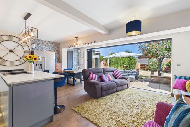 5, Haygrove Road, Bridgwater photo 3