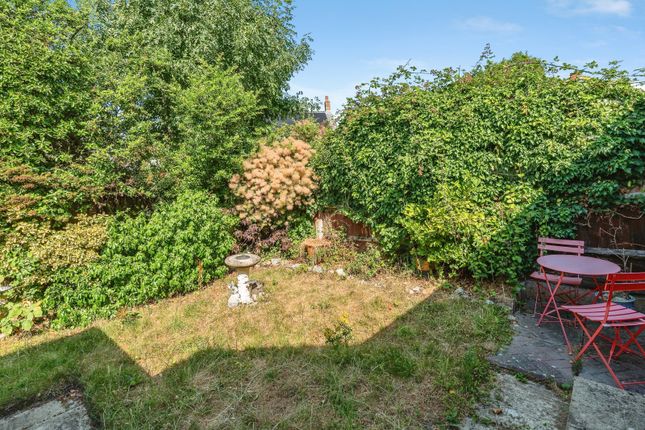 49, Jessica Crescent, Southampton photo 4