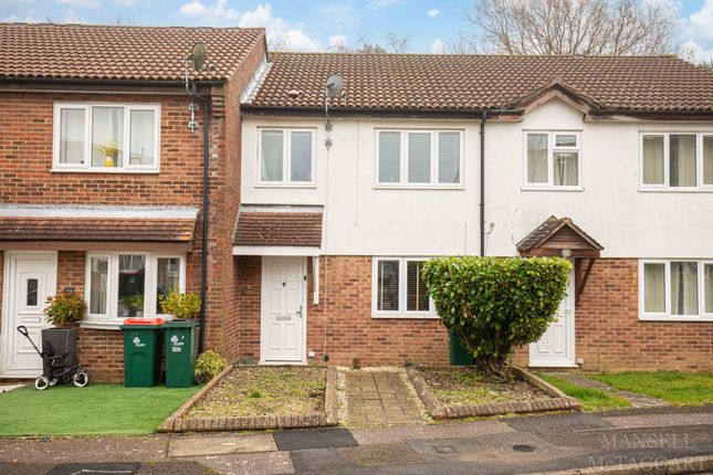 Thumbnail Terraced house for sale in Binney Court, Crawley