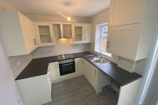 Shared accommodation to rent in Luton Road, Stockport