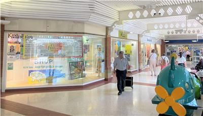 Thumbnail Retail premises to let in Store 3 Emery Gate Shopping Centre, Chippenham, Wiltshire