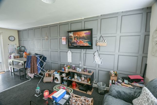 9, Coatham Road, Stockton-on-Tees photo 4