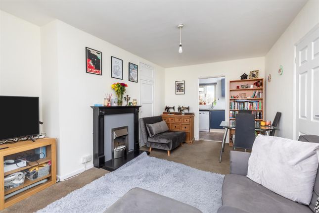 Flat for sale in The Linkway, Brighton