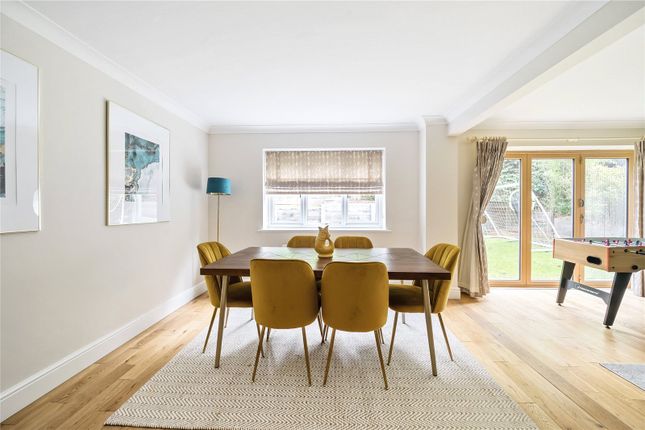 6, Clovelly Park, Surrey photo 4