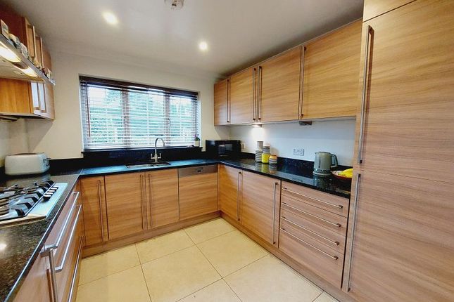4-bed house on 17a, Dorking Road, Great Bookham, £725,000