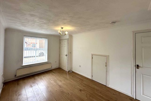 5, Headingley Avenue, Scunthorpe photo 2