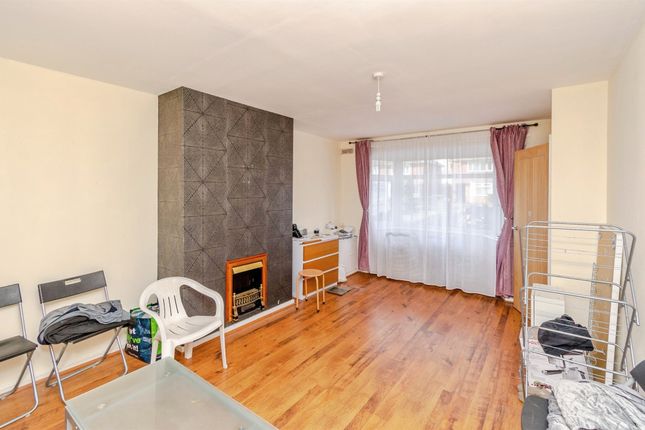 20, Lansbury Avenue, Wednesbury photo 2