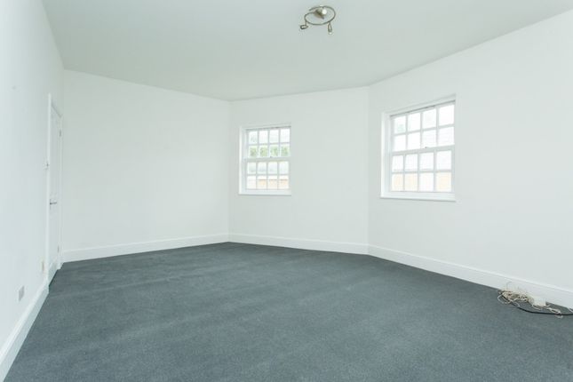 Flat 1, 14-16 Canterbury Road, Kent photo 4