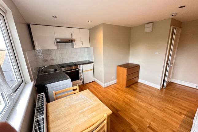164a (10), West Hendon Broadway, London photo 4