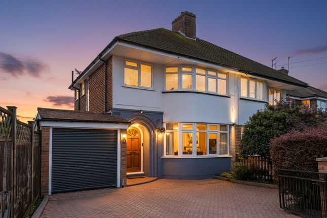 3-bed house on 95 Prices Lane, Reigate, £575,000
