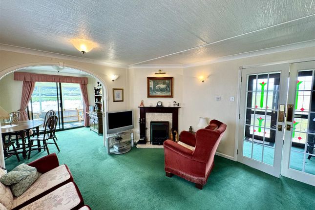 25, Severn Bridge Park Homes, Beachley photo 3