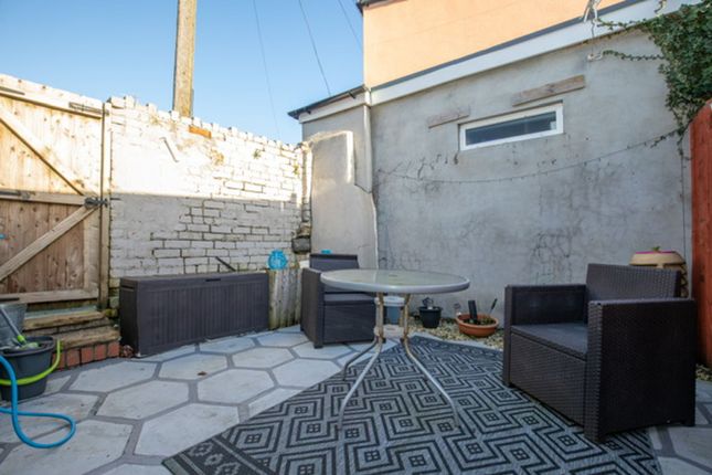 Terraced house for sale in North Clive Street, Cardiff