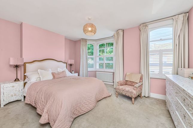77, Tennyson Street, London photo 4