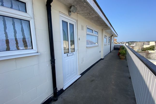 Thumbnail Flat to rent in Haven Heights, Robert Street, Milford Haven