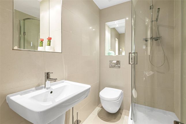 Flat for sale in Georges Wood Road, Brookmans Park, Hertfordshire