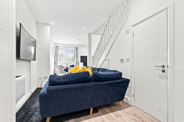 Flat 9, Arlingham House, St. Albans Road, South Mimms photo 5