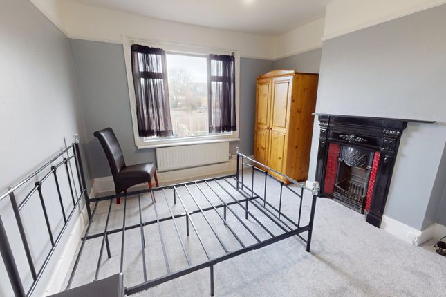 Thumbnail Room to rent in Nutfield Road, Thornton Heath
