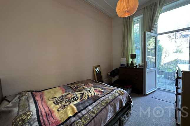 Flat 2 28, Kingsnorth Gardens, Folkestone photo 4