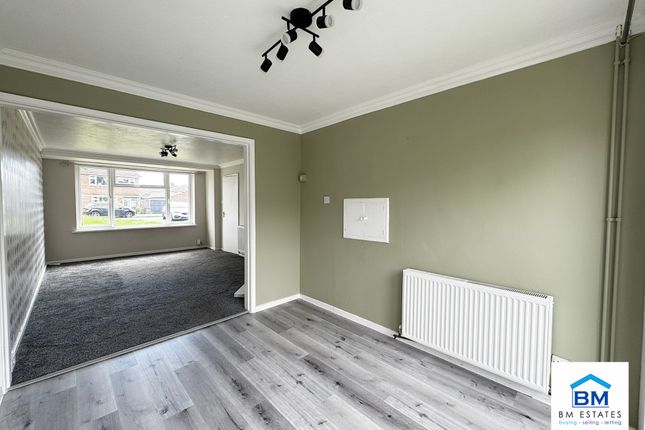 14, Curtis Close, Leicester photo 4