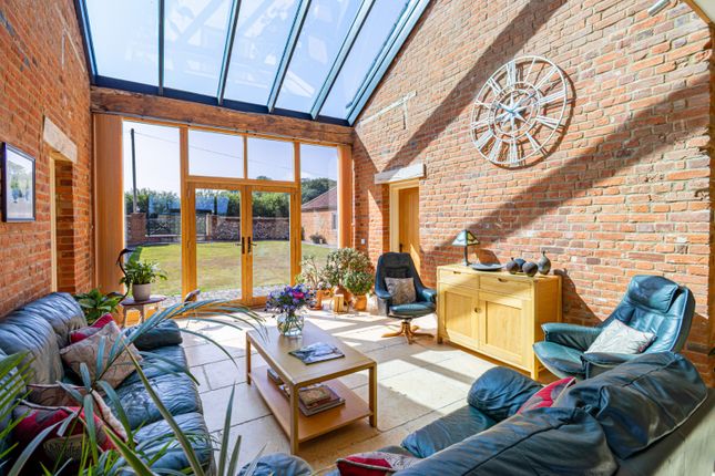 West Heath Barn, Lynn Lane, King's Lynn photo 4