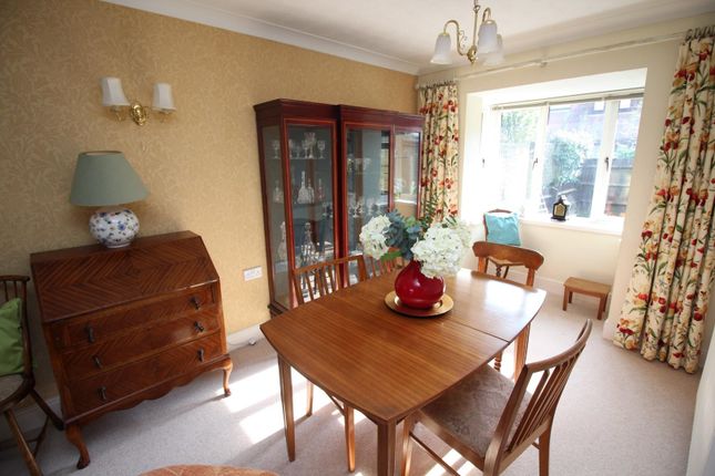 7, Courville Close, Alveston photo 4