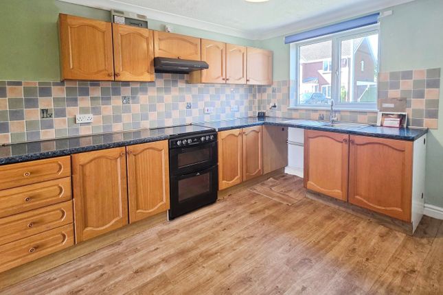 30, Bellview Road, Ruskington photo 4