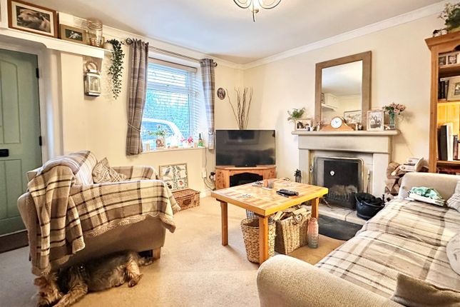 4, Western Lane, High Peak photo 2