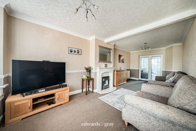 25, Selworthy Road, Castle Bromwich photo 2