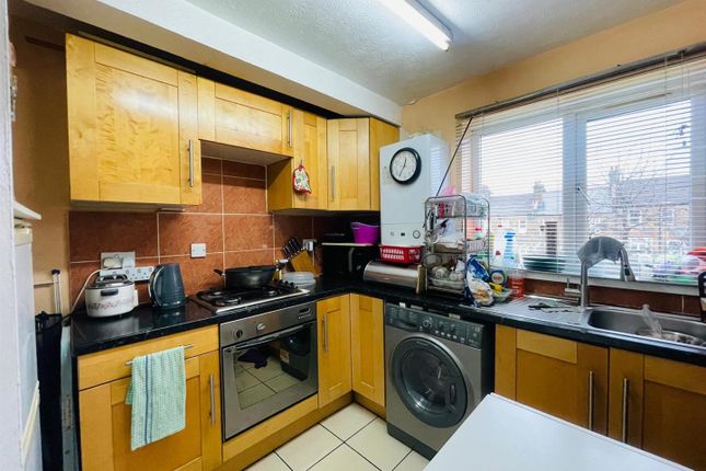 21, 4 Acorn Lodge, Fulready Road, London photo 3