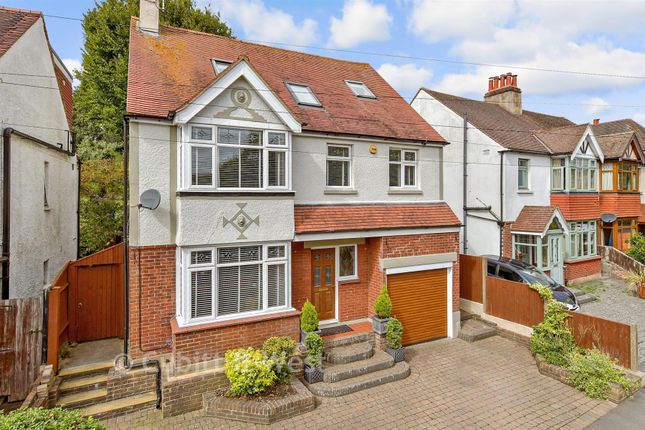 17, Winfield Avenue, Brighton photo 4