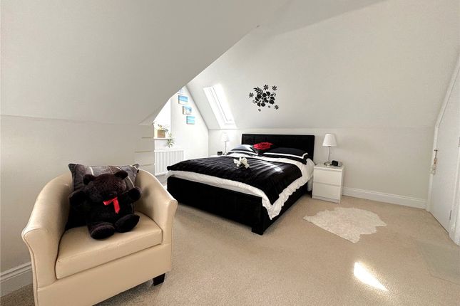 Flat 8, The Old Rectory,, Somerleigh Road, Dorset photo 3