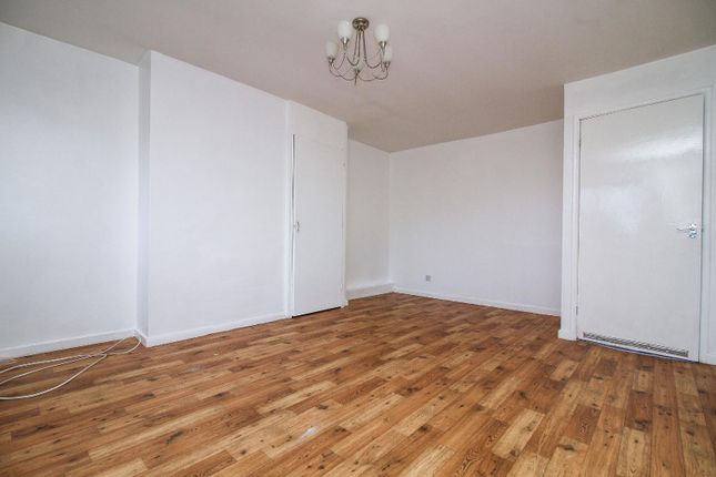 12, Netherton Grove, North Shields photo 3
