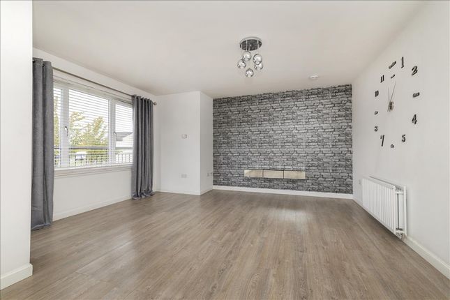 77D Auld Coal Road, Bonnyrigg photo 3
