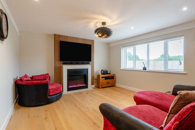 8, Elderflower Court, Terrington St John photo 2