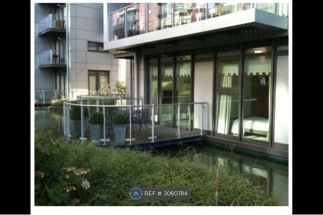 Oswald Building, Queenstown Road, London photo 2