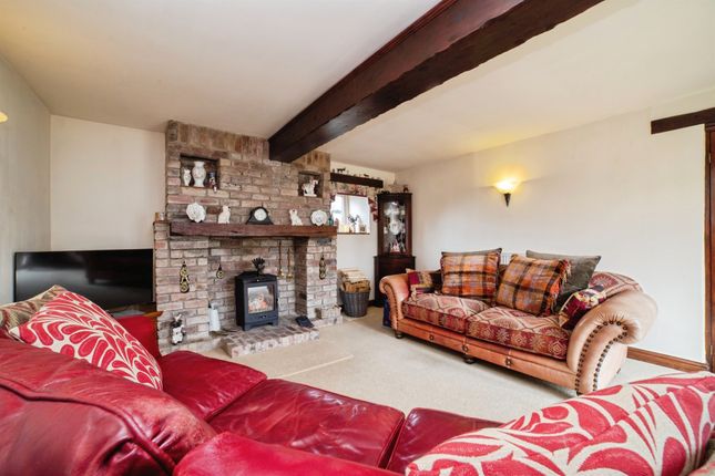 Broom Close Farm, 1, Birkinstyle Lane, Alfreton photo 4