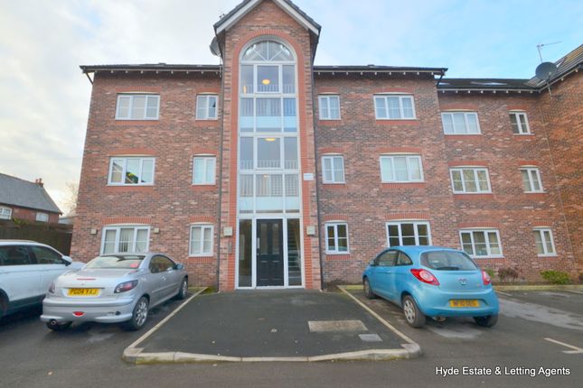 Flat to rent in Moss Lane, Blackrod, Bolton