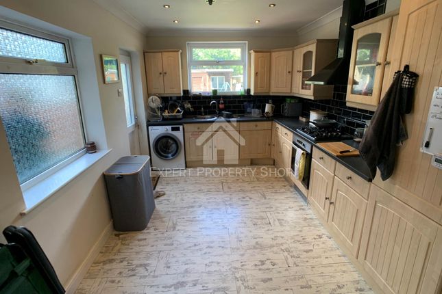 17, Lower Kenyon Street, Doncaster photo 3