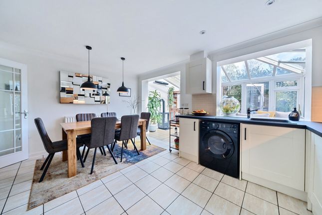 Town house for sale in Underwood Rise, Tunbridge Wells