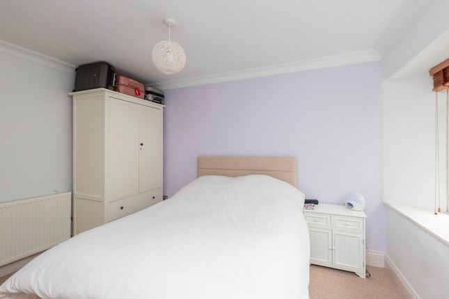 End terrace house for sale in Kingfisher Cottage, Wyke Street, Gillingham