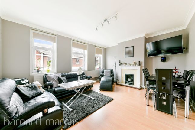Thumbnail Maisonette for sale in Times Square, High Street, Sutton