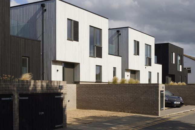 2 Febe, Old Lydd Road, Rye photo 2