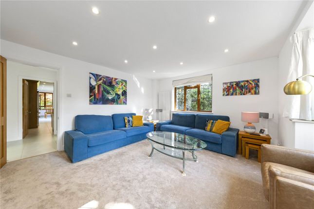 Starnberg,, Grantley Avenue, Guildford photo 3