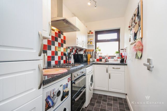 10 Orchidhurst, Tunbridge Wells photo 3