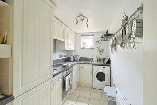 67, The Hawthorns, Flitwick photo 3