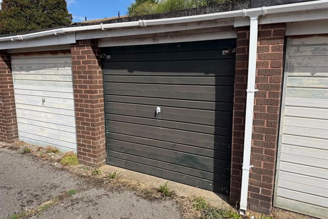 Garage, 65, Southfields Road, Littlehampton photo 3