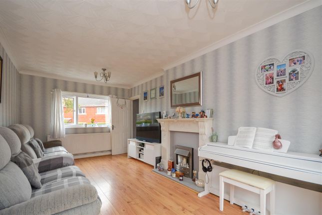 Semi-detached house for sale in Dimplewells Road, Ossett