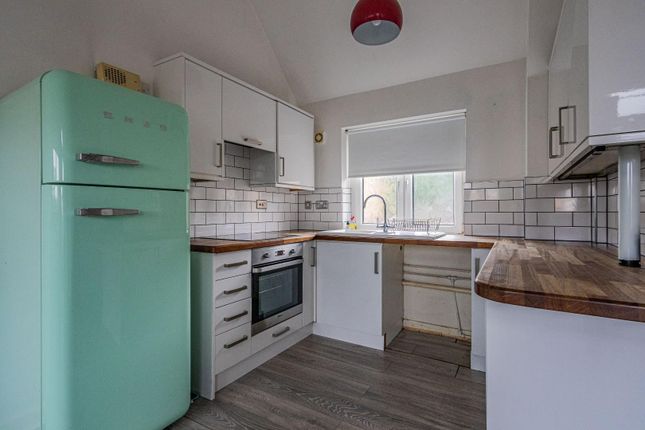 33b, Plas St. Pol De Leon, Penarth photo 3